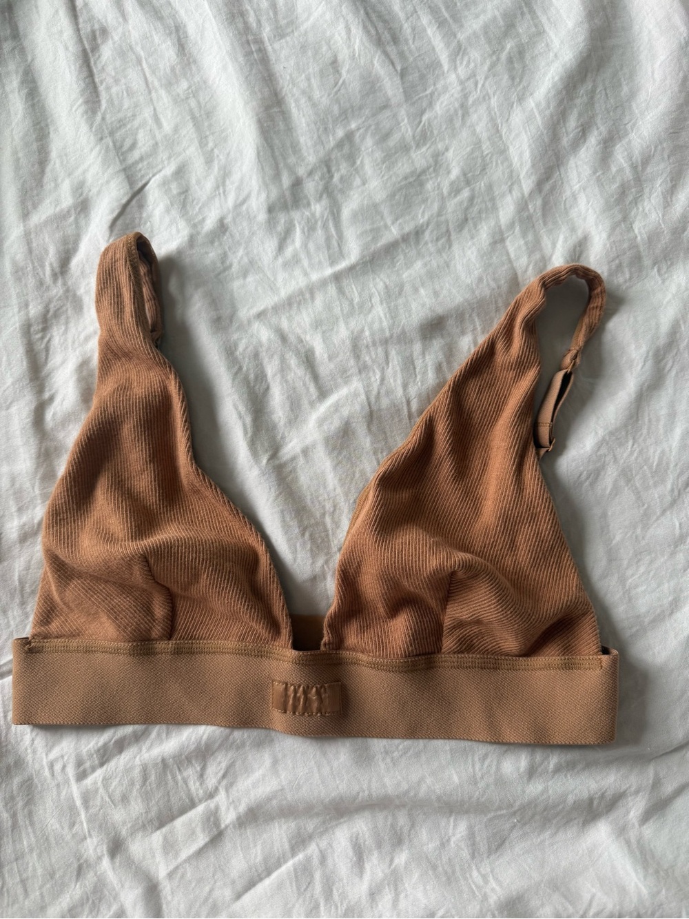 SKIMS Ribbed Triangle Bralette in Tan Brown